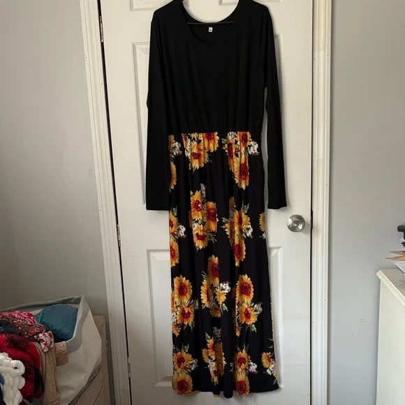 Amazon Women’s Black Sunflower Print Maxi Dress - Picture 2 of 7